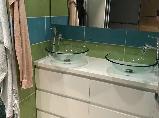 Les Pieds Dans L'eau